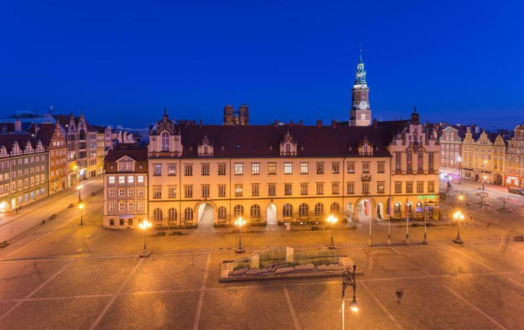 Апартаменты Magiczne Gniazdko Na Samym Rynku Вроцлав Экстерьер фото